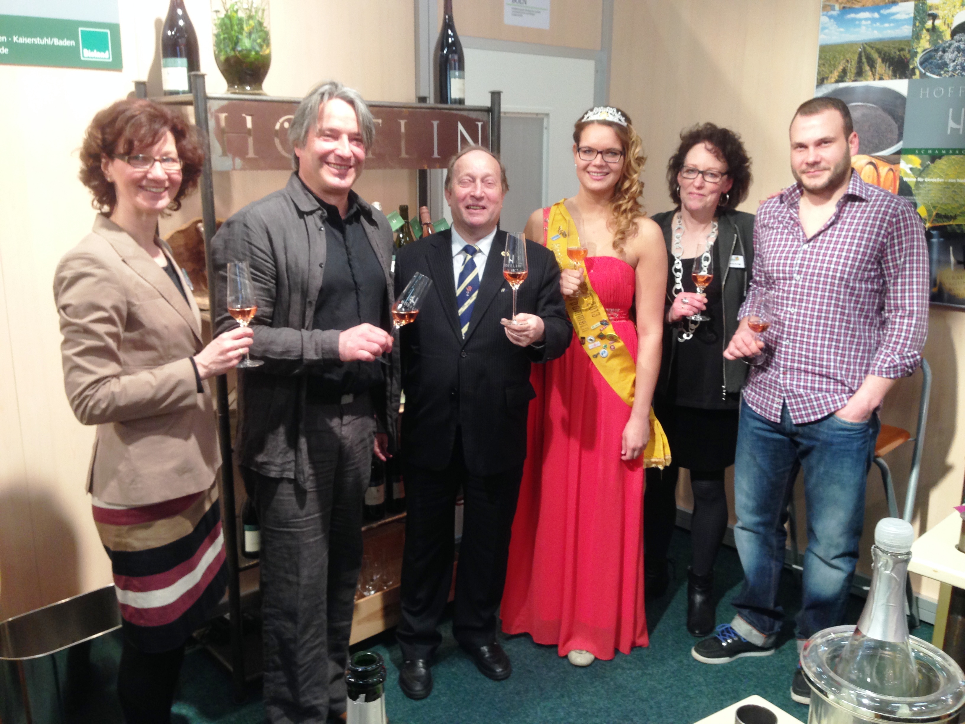 Mit dem Glas in der Hand...