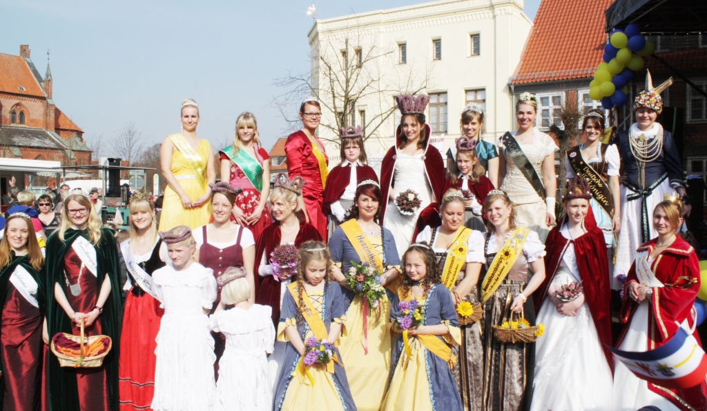 Gruppenbild an der Bühne