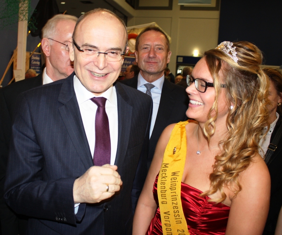 Ministerpräsident Erwin Sellering Und Katharina I.